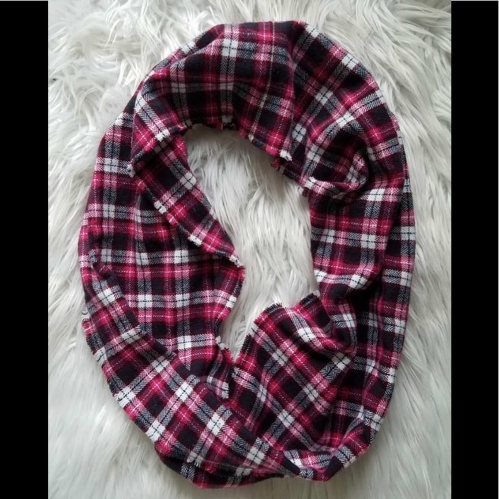 Infant to Toddler Flannel Plaid Infinity Scarf